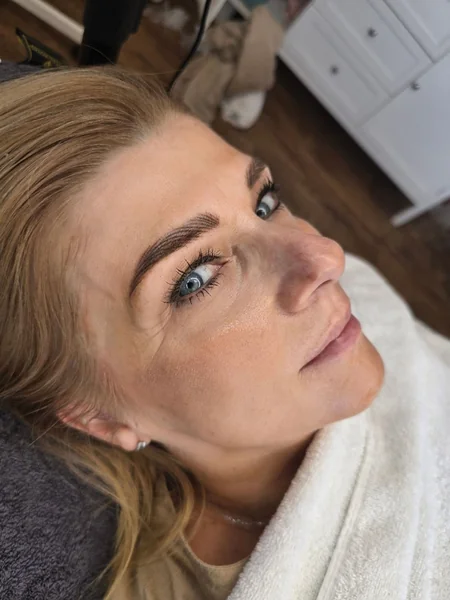 ETERNEÉ – Permanentní make-up (PMU)