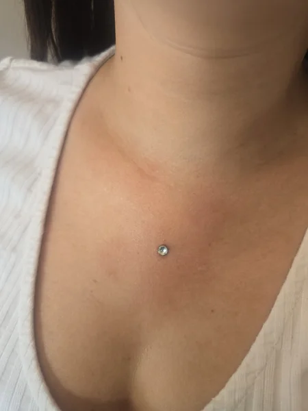 ETERNEÉ – Piercing & Microdermal
